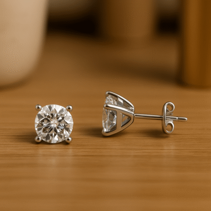 Signature 4-claw round diamond earring setting II