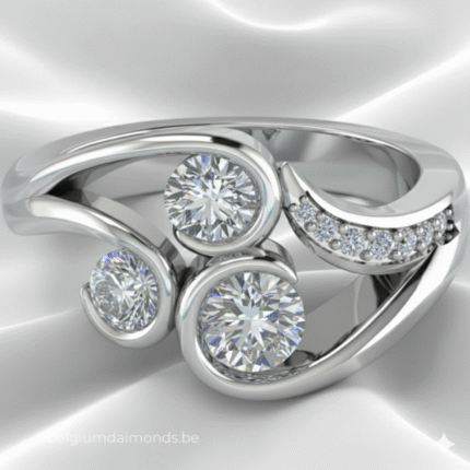 Organische elegantie ring met drie stenen